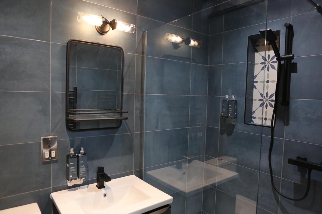 No 12 - Stunning Self Check-In Apartments In Worcester Centre Bagian luar foto
