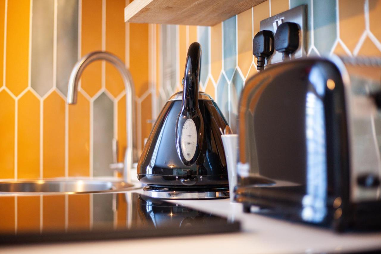 No 12 - Stunning Self Check-In Apartments In Worcester Centre Bagian luar foto