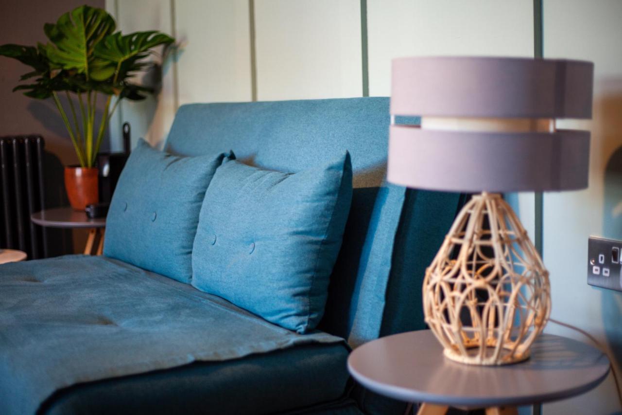 No 12 - Stunning Self Check-In Apartments In Worcester Centre Bagian luar foto