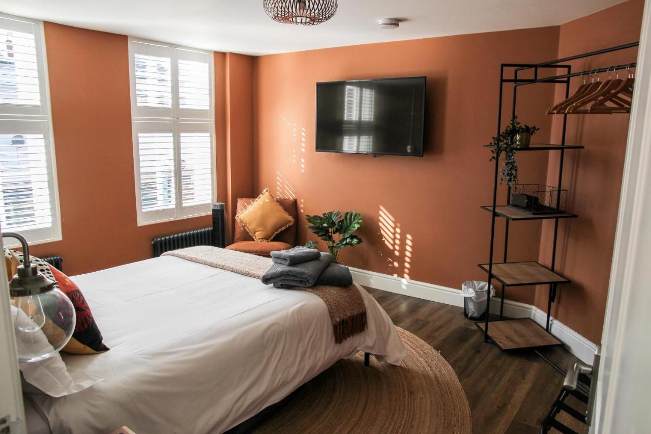 No 12 - Stunning Self Check-In Apartments In Worcester Centre Bagian luar foto
